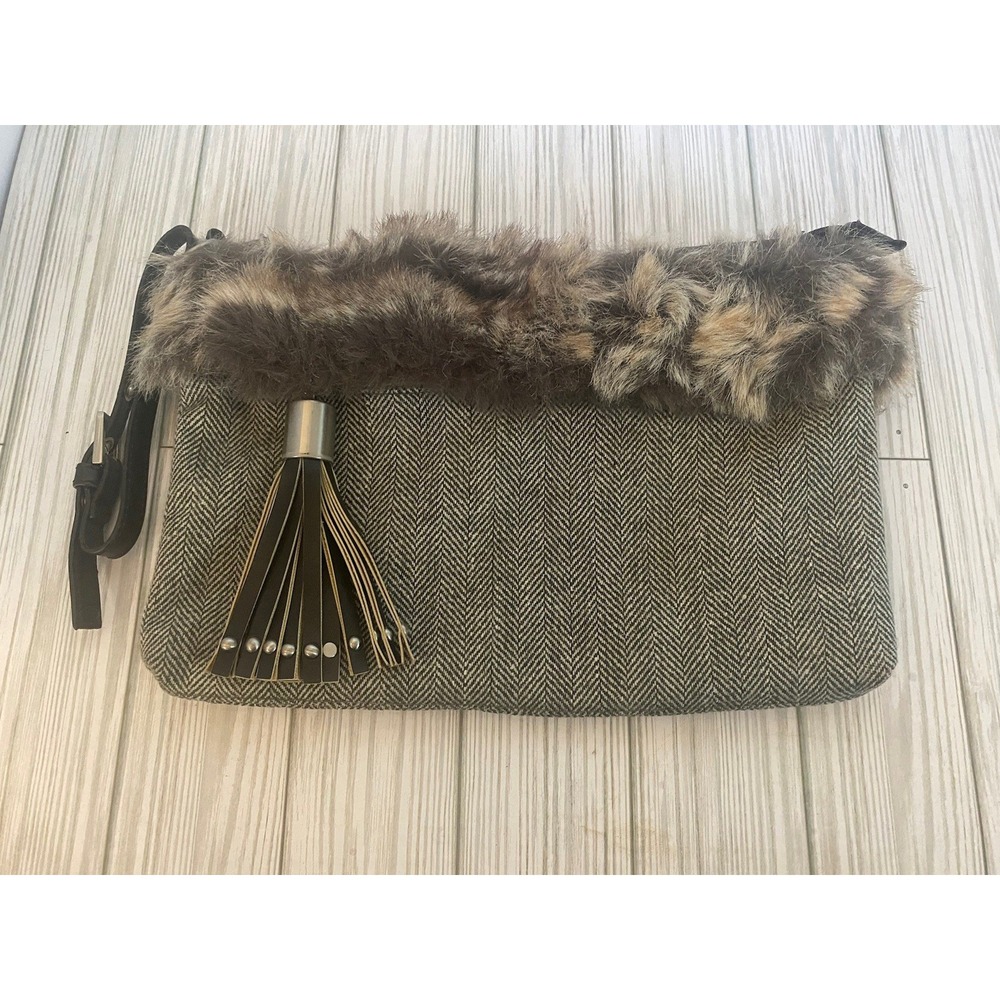 Sondra Roberts Herringbone Tweed Faux Fur Leather Tassel Clutch Bag Purse SR2‎